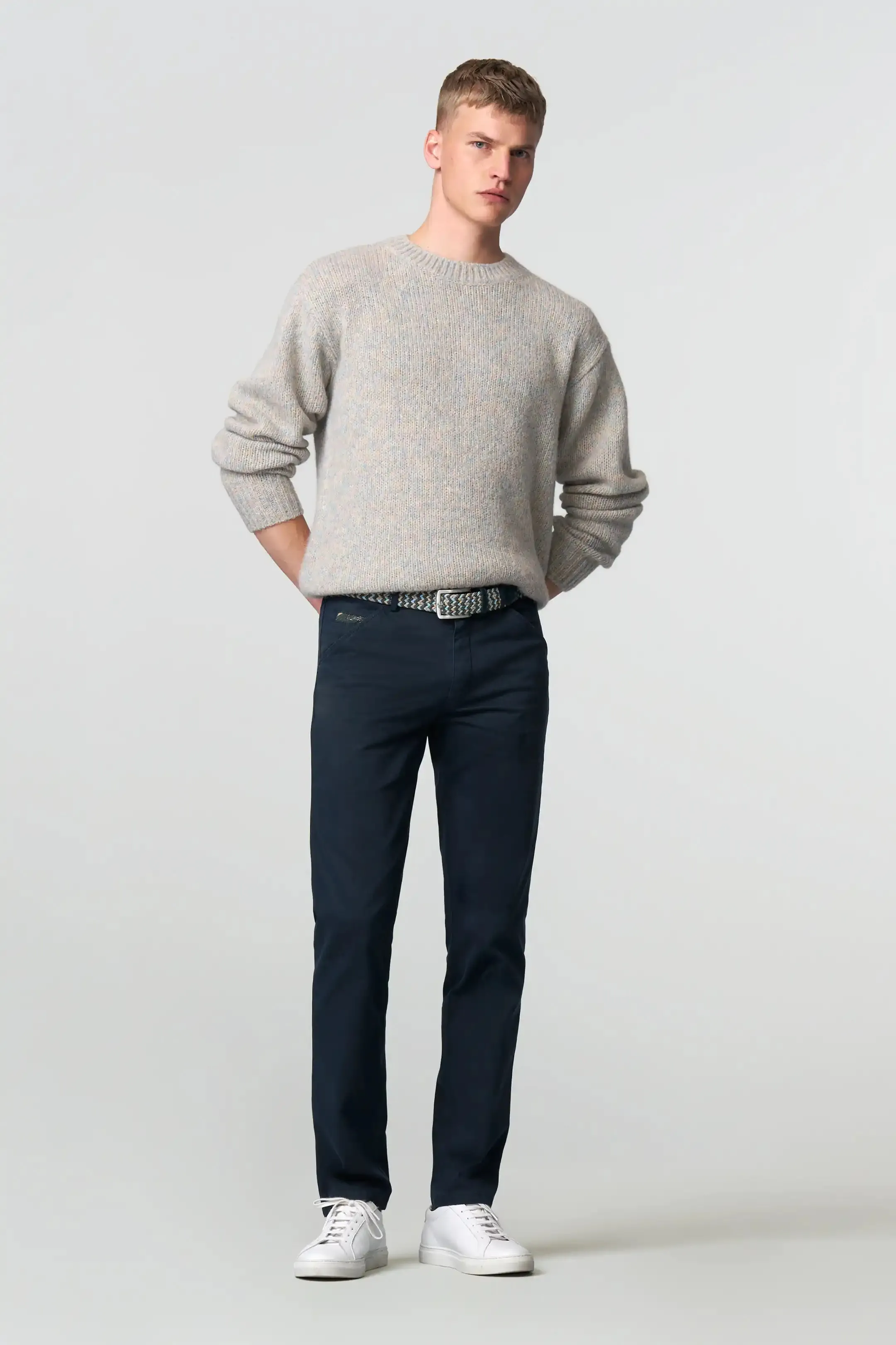 MEYER Chicago Trousers - 5613 Fine Micro Cotton Chinos - Navy