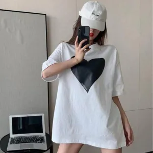 Simplicity Heart-Shaped Loose Fit Midi Short Sleeve Tee