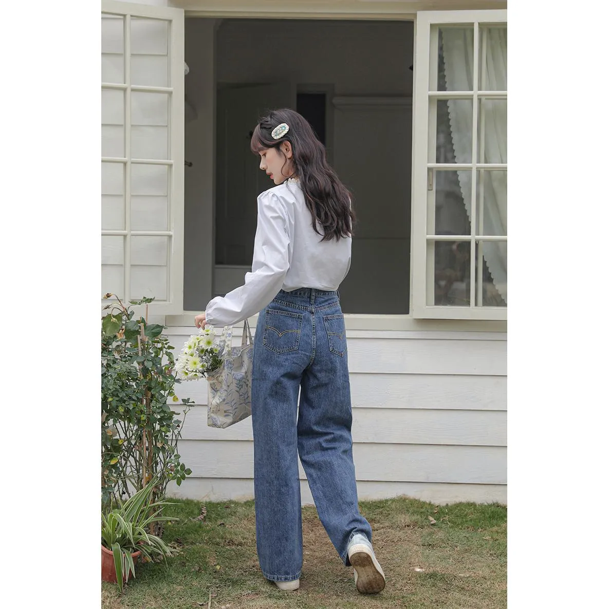 Versatile Wide-Leg Solid Color Simplicity Loose Fit Straight Leg High-Waisted Jeans